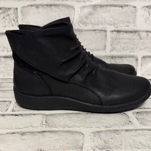 Cloudsteppers by Clarks Black Ankle Boots